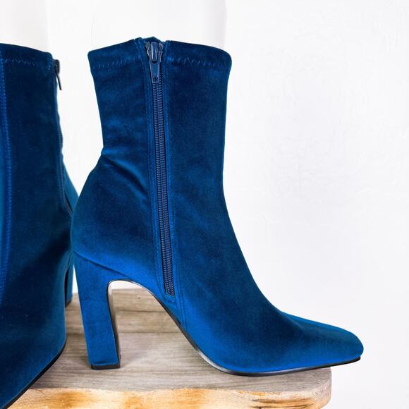 Steve Madden Whimsigoth Goth Velvet Vinka Square Toe Ankle Boots Blue sz 6.5 NEW - Picture 6 of 10